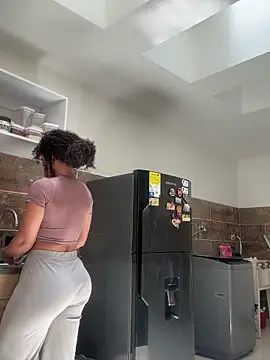 KittyTwerk 2 online show from 18, 3, 2025