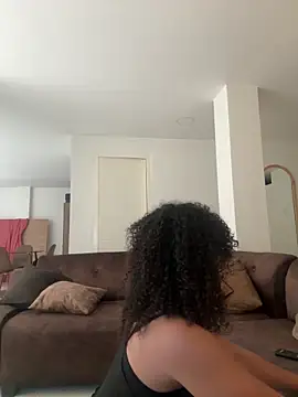 KittyTwerk 2 online show from 4, 3, 2025