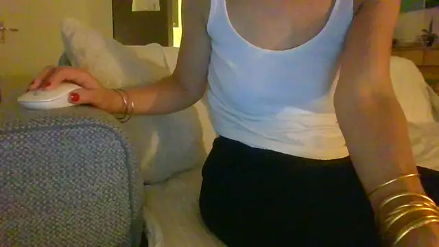 Valentinette online show from 3, 11, 2025