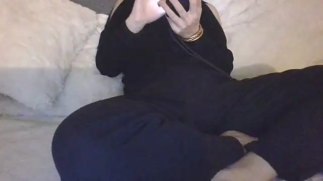 Valentinette online show from 6, 3, 2026