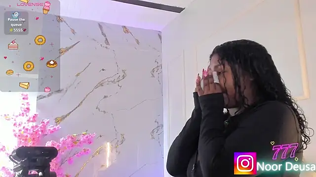 Candaceoweens online show from 2, 4, 2026