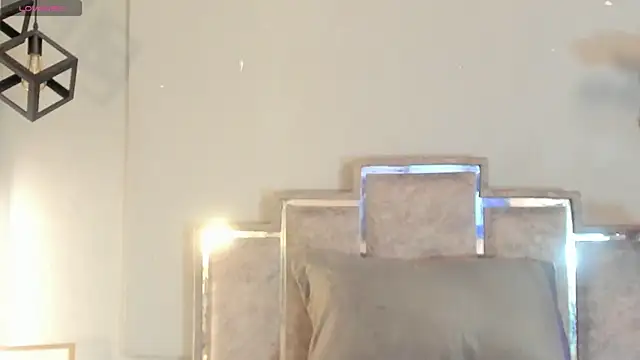 Candaceoweens online show from 21, 4, 2026