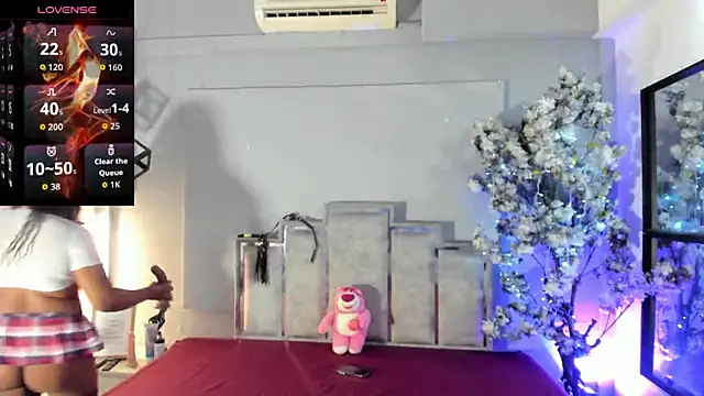 Candaceoweens online show from 20, 9, 2025