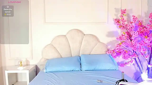 Candaceoweens online show from 28, 10, 2025