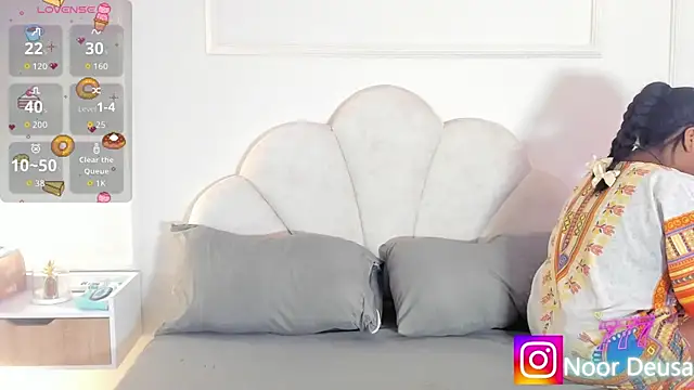 Candaceoweens online show from 7, 4, 2026