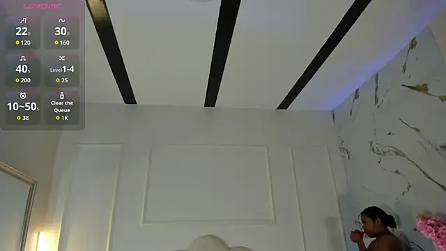 Candaceoweens online show from 22, 11, 2025