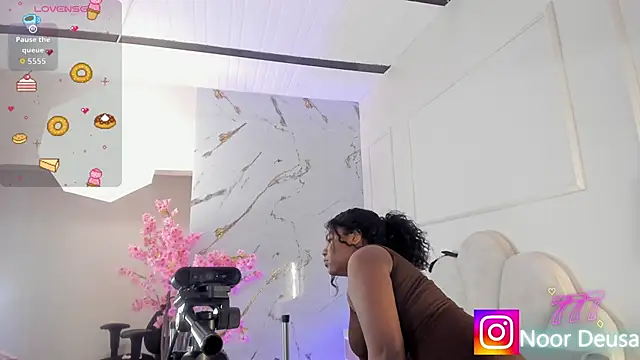 Candaceoweens online show from 5, 4, 2026