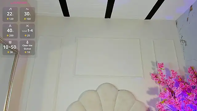 Candaceoweens online show from 24, 10, 2025