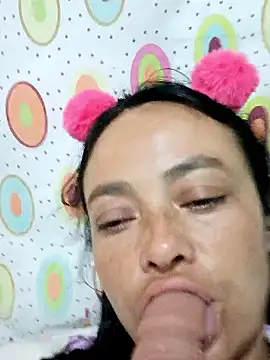 Snapshot of sarayulith chatting on 18, 1, 2026 sarayulith online show from 18, 1, 2026