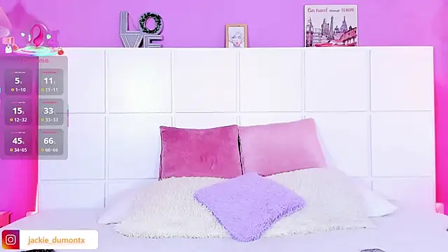 JackieDumont1 online show from 10, 10, 2025