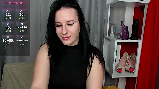 JuliyaMayss online show from 10, 11, 2025