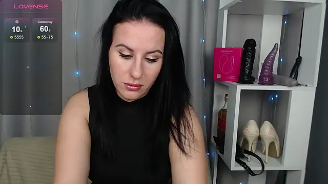 JuliyaMayss online show from 3, 10, 2025