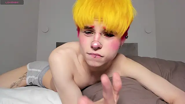 Alex Vallley online show from 9, 3, 2025