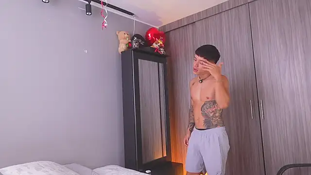 ErosKhaos online show from 24, 6, 2026