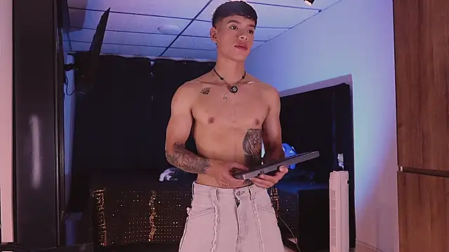 ErosKhaos online show from 19, 10, 2025