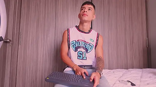 ErosKhaos online show from 14, 2, 2026