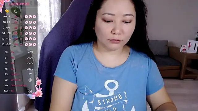 LisaAsianFlower online show from 5, 11, 2025