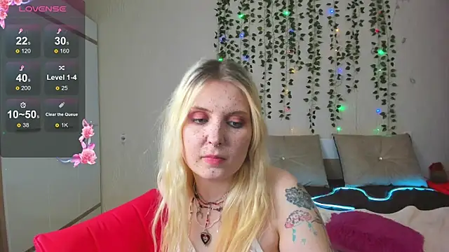 Moon   Love online show from 12, 3, 2025