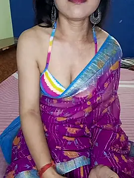 Snapshot of Cute-Zarina chatting on 13, 10, 2025 Cute-Zarina online show from 13, 10, 2025