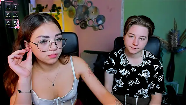 kiki swan online show from 4, 10, 2025