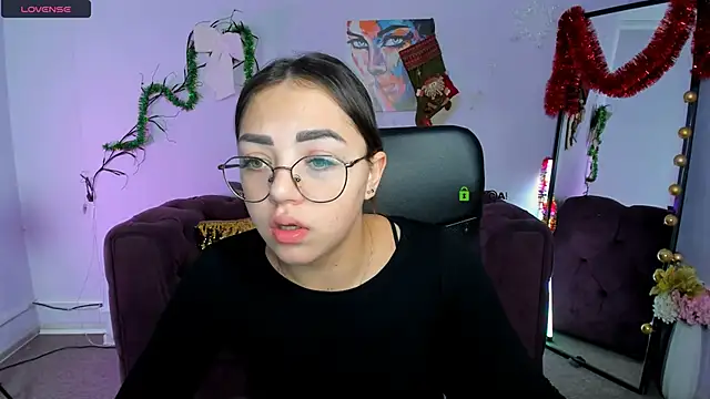 Snapshot of kiki_swan chatting on 10, 1, 2026 kiki swan online show from 10, 1, 2026