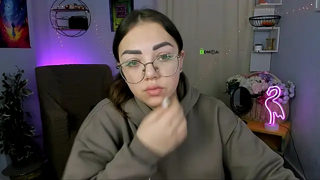 Snapshot of kiki_swan chatting on 19, 1, 2026 kiki swan online show from 19, 1, 2026