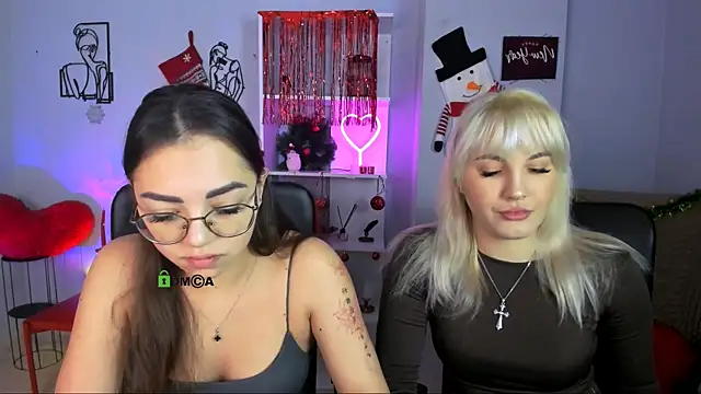 Snapshot of kiki_swan chatting on 7, 1, 2026 kiki swan online show from 7, 1, 2026