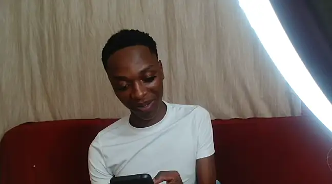 Snapshot of DarkTwink20 chatting on 19, 3, 2025 DarkTwink20 online show from 19, 3, 2025