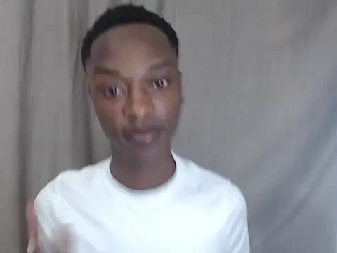 Snapshot of DarkTwink20 chatting on 19, 3, 2025 DarkTwink20 online show from 19, 3, 2025