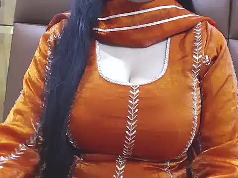RealNaina online show from 10, 7, 2026
