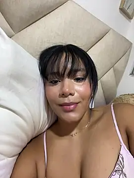 Snapshot of adalinarusell_ chatting on 11, 7, 2026 adalinarusell online show from 11, 7, 2026