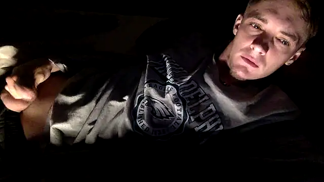 Ilovepussy1911 online show from 16, 2, 2026