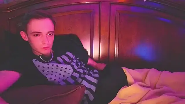 Ilovepussy1911 online show from 10, 4, 2026