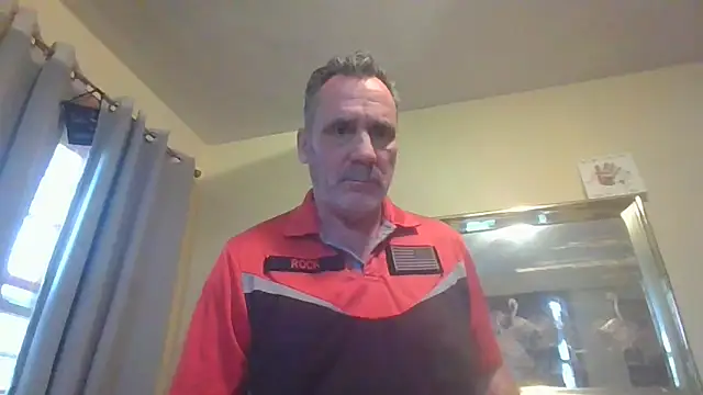 Snapshot of HunkofRock chatting on 21, 12, 2025 HunkofRock online show from 21, 12, 2025