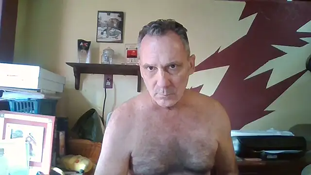 Snapshot of HunkofRock chatting on 30, 10, 2025 HunkofRock online show from 30, 10, 2025