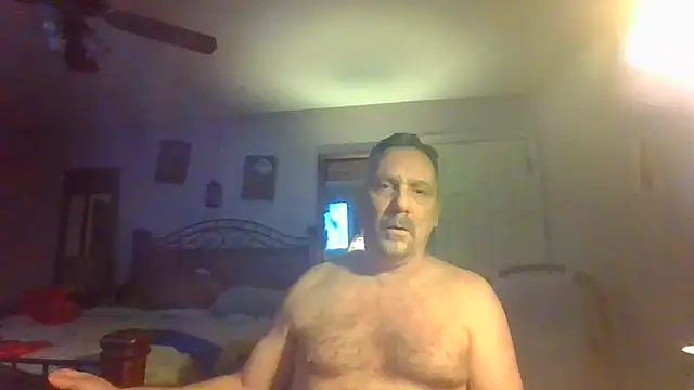 Snapshot of HunkofRock chatting on 1, 3, 2026 HunkofRock online show from 1, 3, 2026