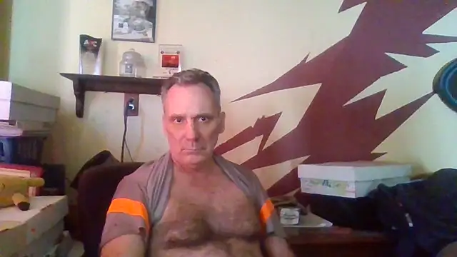 Snapshot of HunkofRock chatting on 16, 10, 2025 HunkofRock online show from 16, 10, 2025