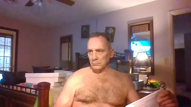 Snapshot of HunkofRock chatting on 28, 10, 2025 HunkofRock online show from 28, 10, 2025