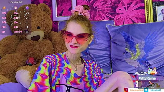 Snapshot of KittyRaine chatting on 8, 7, 2026 KittyRaine online show from 8, 7, 2026