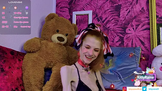 Snapshot of KittyRaine chatting on 10, 6, 2026 KittyRaine online show from 10, 6, 2026