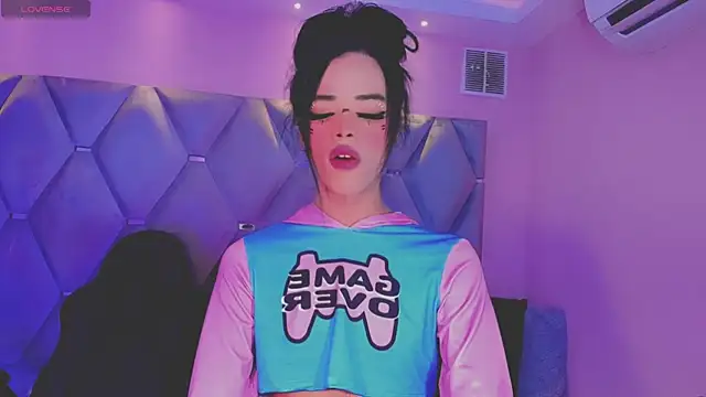 Nina Keyli online show from 26, 9, 2025