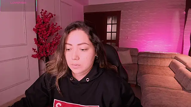 heidy johns online show from 7, 4, 2026