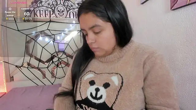 EmilyBrownn  online show from 29, 10, 2025