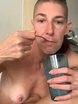 HerrundFrau-M online show from 21, 3, 2025