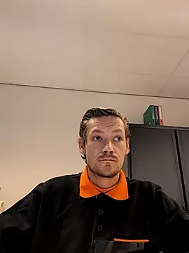 Snapshot of arnoanro chatting on 20, 7, 2026 arnoanro online show from 20, 7, 2026