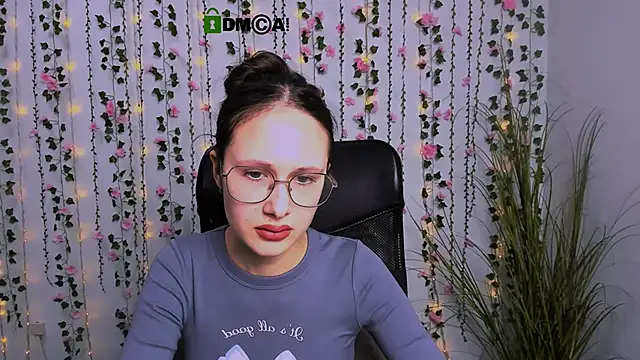 mona cloud online show from 21, 3, 2025