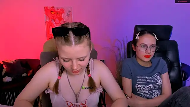 mona cloud online show from 19, 11, 2025