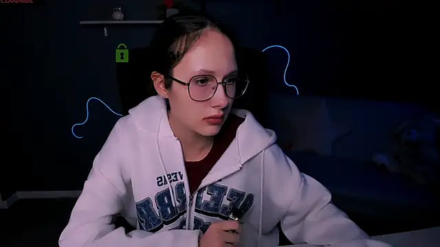 mona cloud online show from 7, 3, 2025