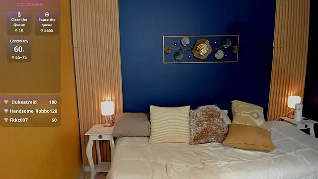 zoe snow  online show from 20, 3, 2025