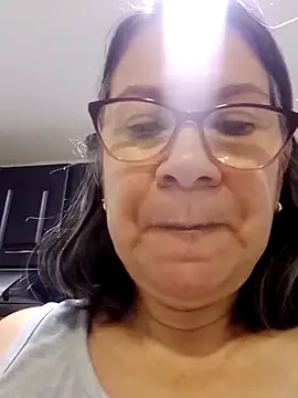 Snapshot of victoria_wayne chatting on 27, 10, 2025 victoria wayne online show from 27, 10, 2025